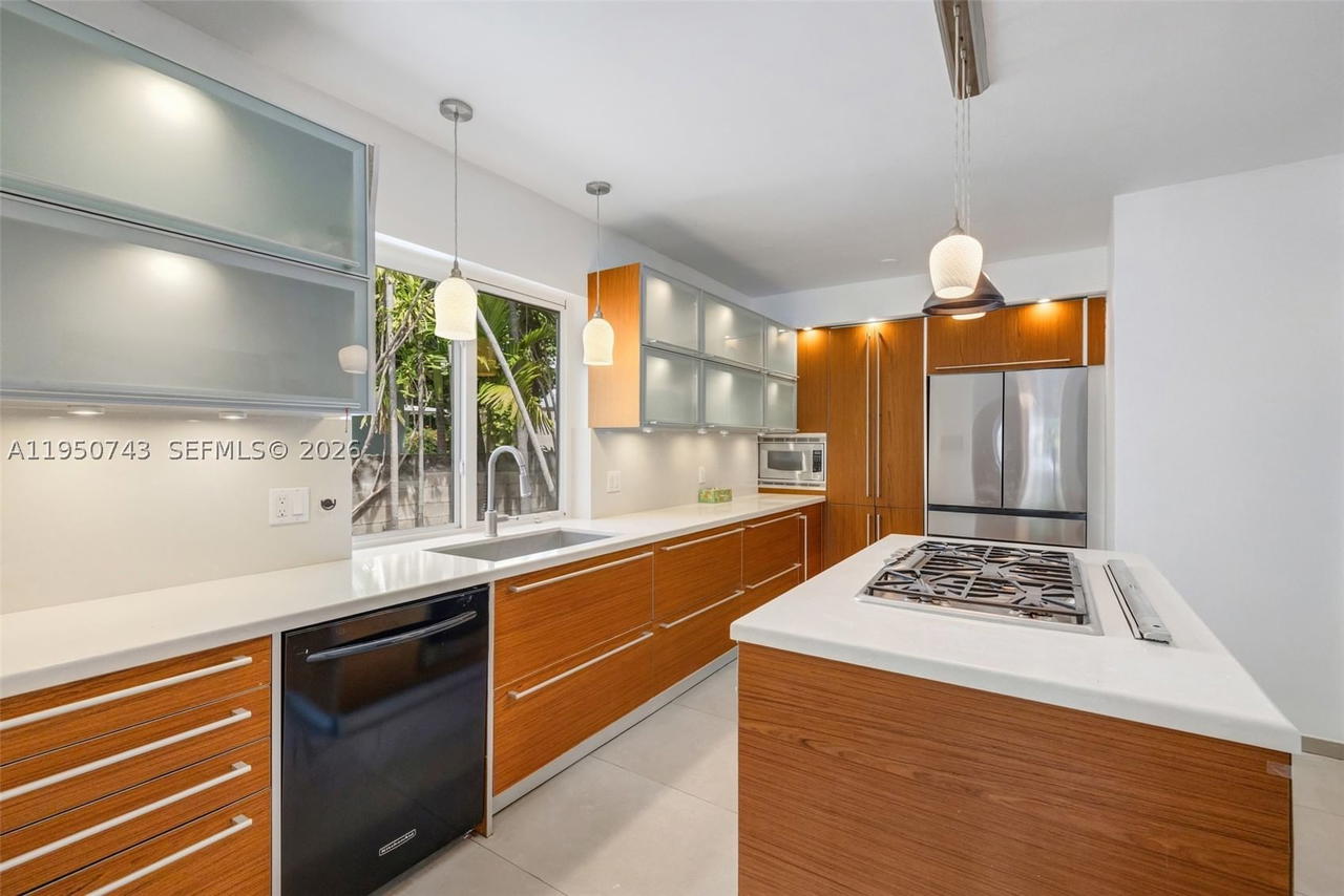 Real estate property located at 1643 Nethia Dr, Miami-dade, Natoma Manors Re Sub, Miami, FL