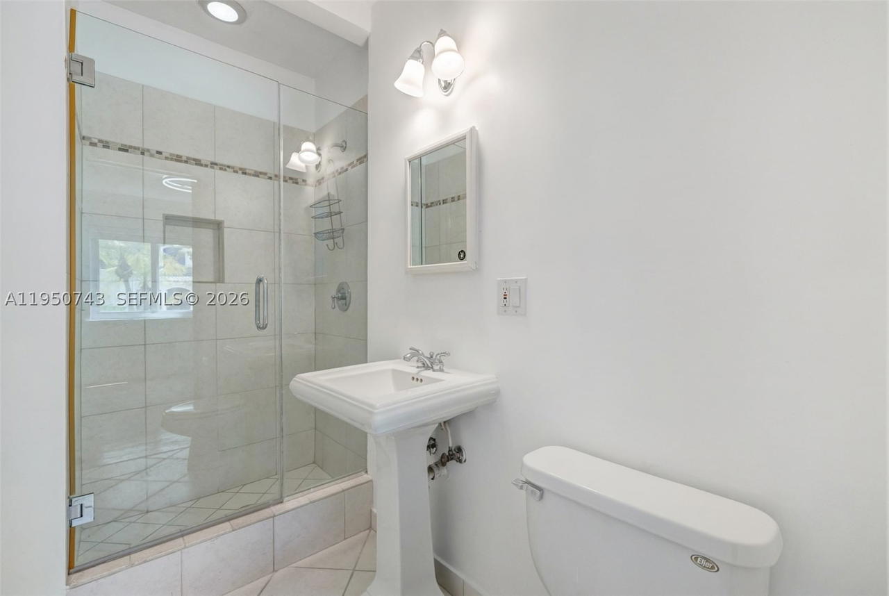 Real estate property located at 1643 Nethia Dr, Miami-dade, Natoma Manors Re Sub, Miami, FL
