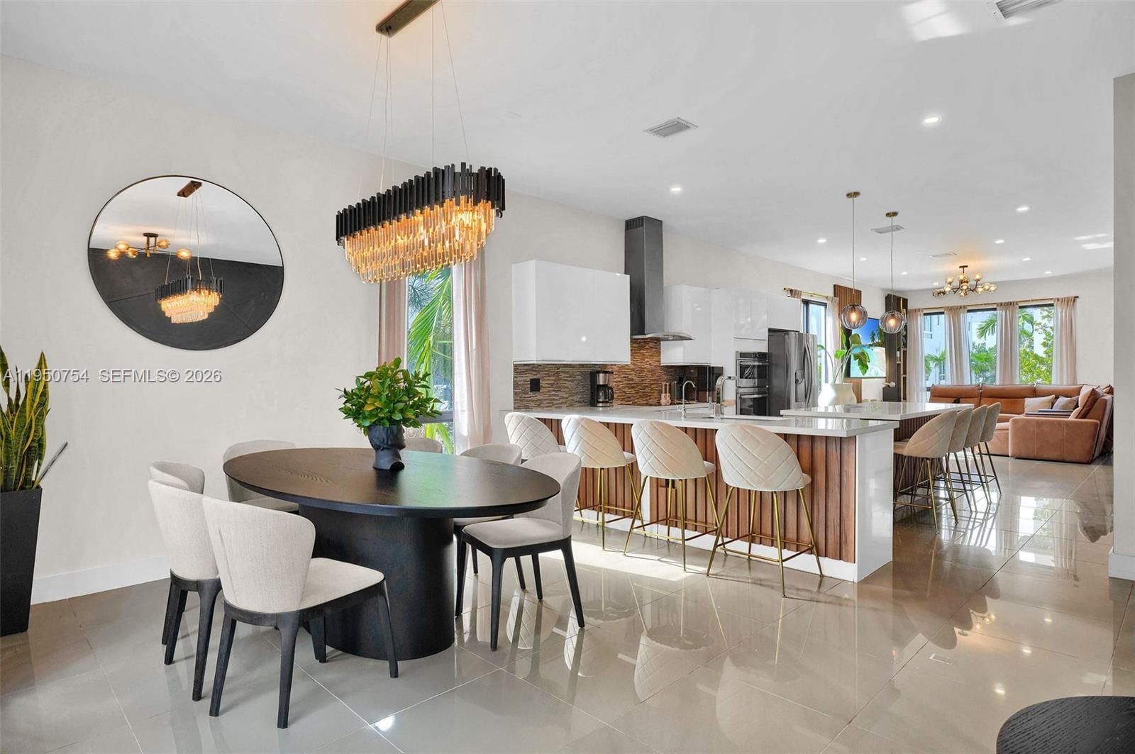 Real estate property located at 6611 105th Ave, Miami-dade, Landmark At Doral, Doral, FL