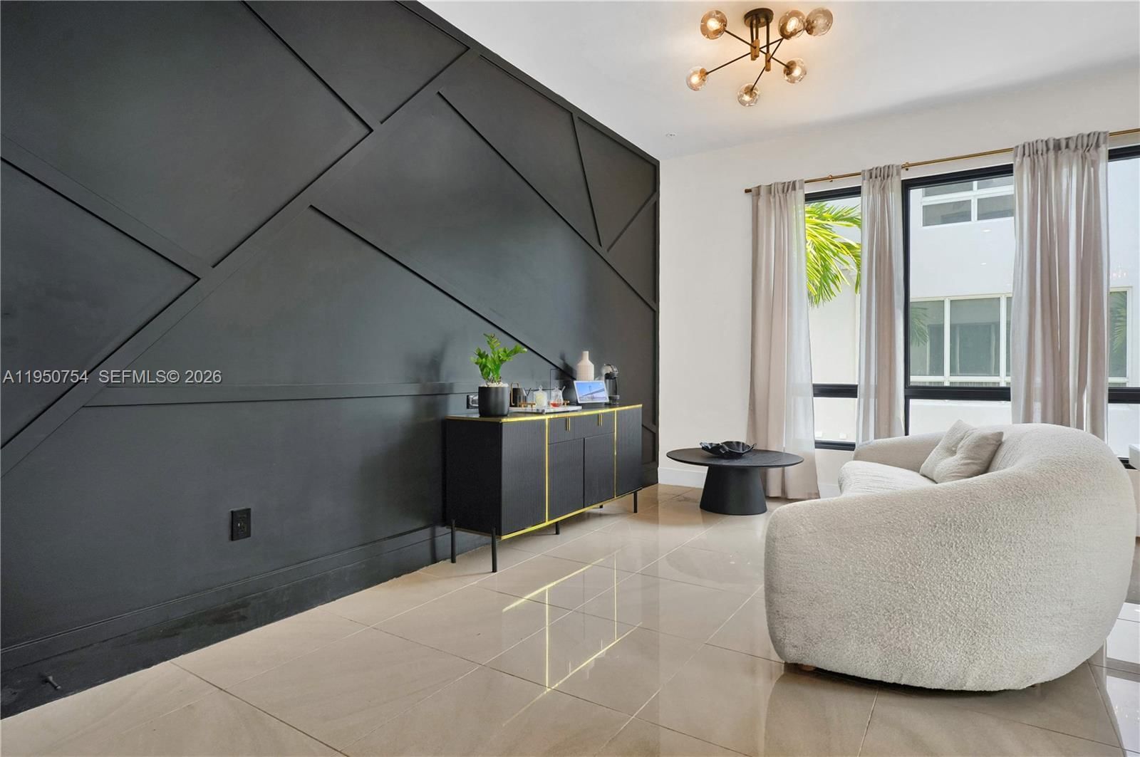 Real estate property located at 6611 105th Ave, Miami-dade, Landmark At Doral, Doral, FL