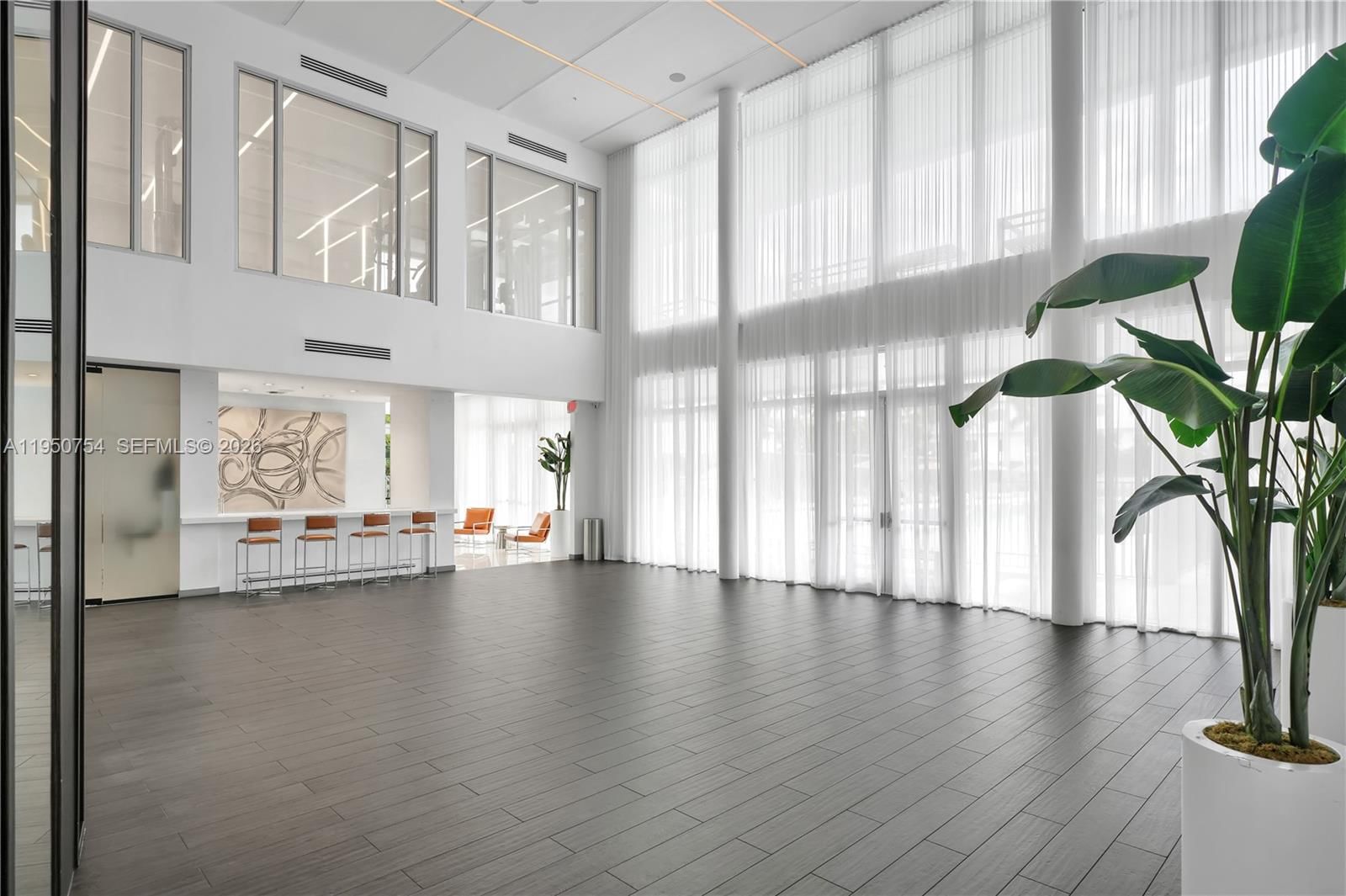 Real estate property located at 6611 105th Ave, Miami-dade, Landmark At Doral, Doral, FL