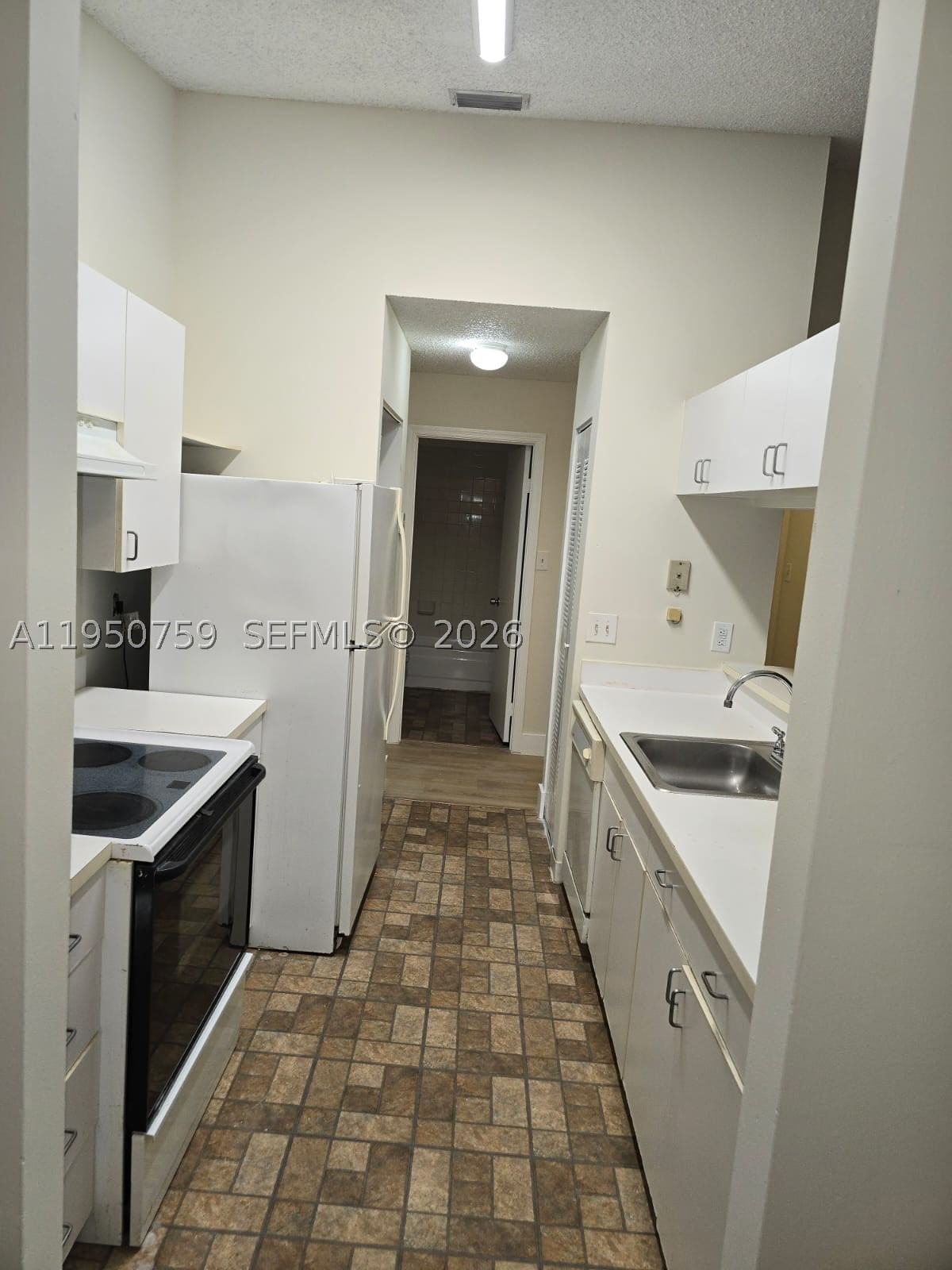 Real estate property located at , Miami-dade, Royal Palm Place, Miami, FL