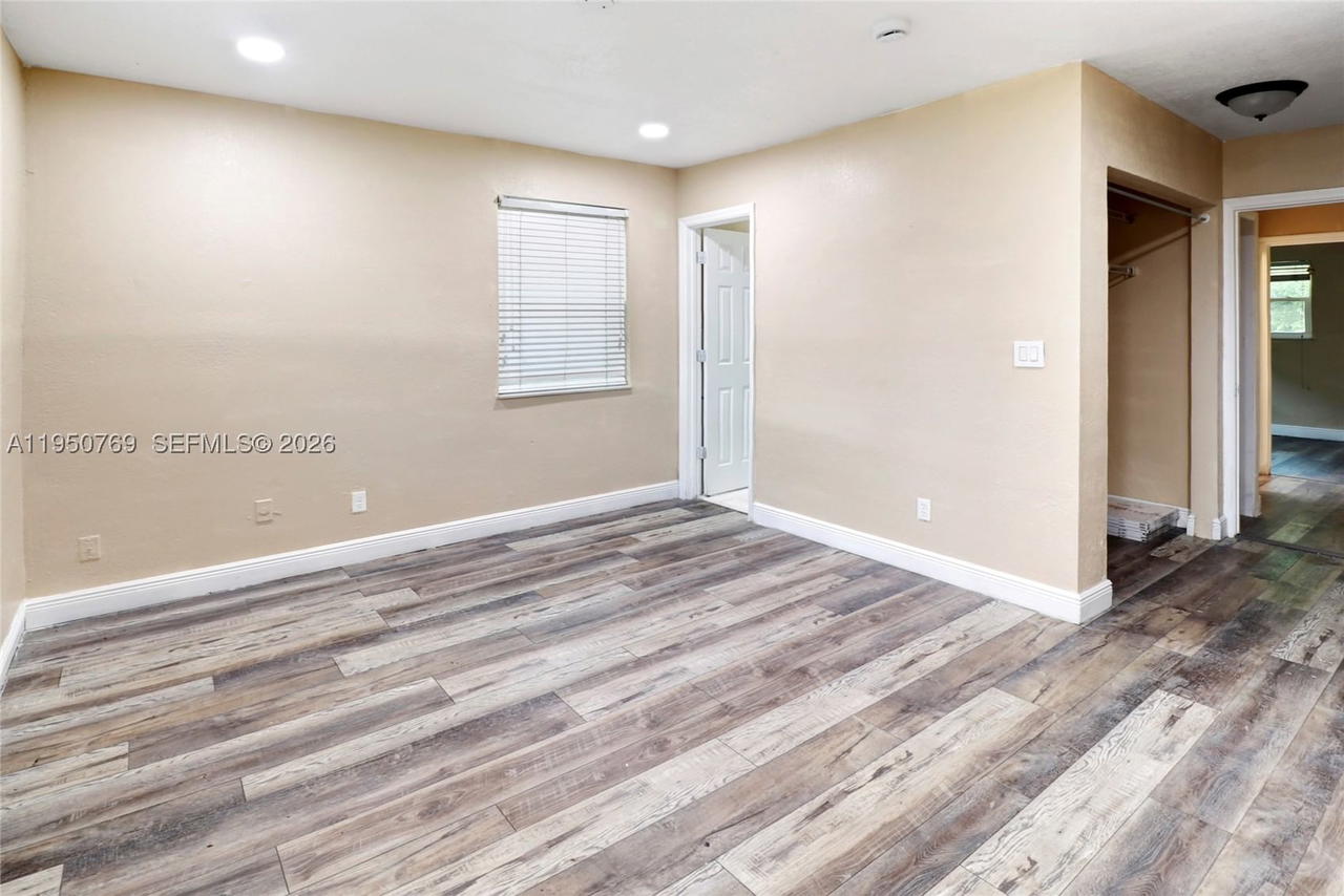 Real estate property located at 6120 19th St, Broward, Fort Lauderdale Truck Far, North Lauderdale, FL