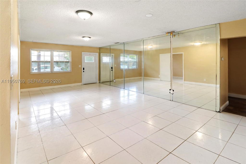 Real estate property located at 6120 19th St, Broward, Fort Lauderdale Truck Far, North Lauderdale, FL