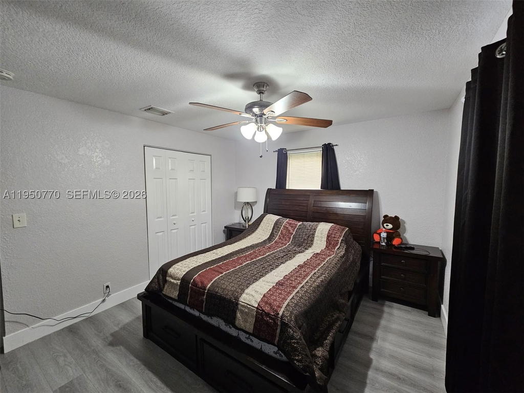 Real estate property located at 4221 169th Ter, Miami-dade, Venetian Development Sub-, Miami Gardens, FL