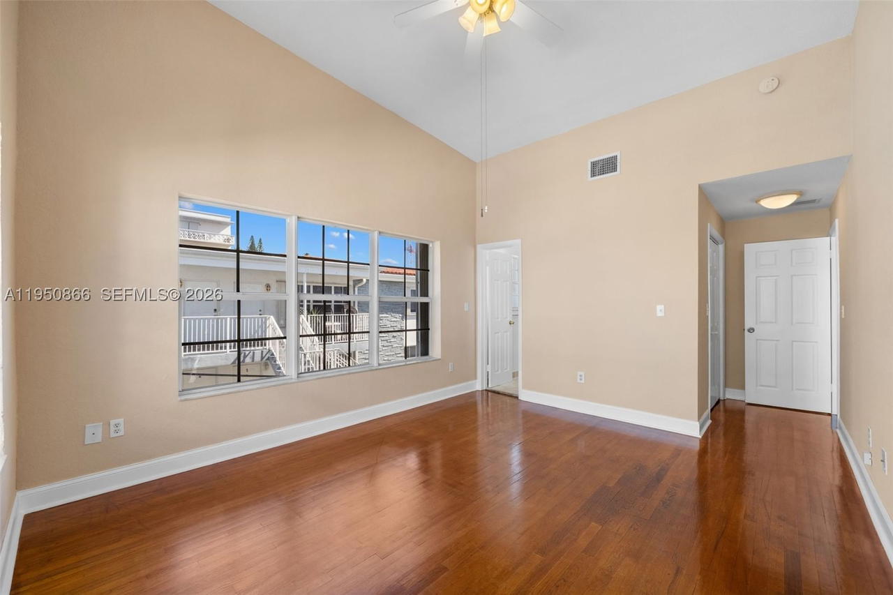 Real estate property located at 9725 Bay Harbor Ter #24, Miami-dade, Northern Star Condo, Bay Harbor Islands, FL