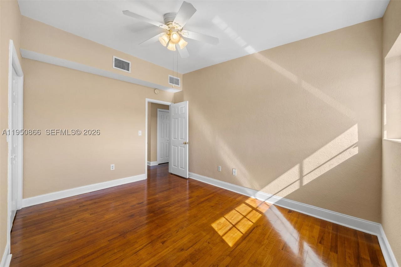 Real estate property located at 9725 Bay Harbor Ter #24, Miami-dade, Northern Star Condo, Bay Harbor Islands, FL