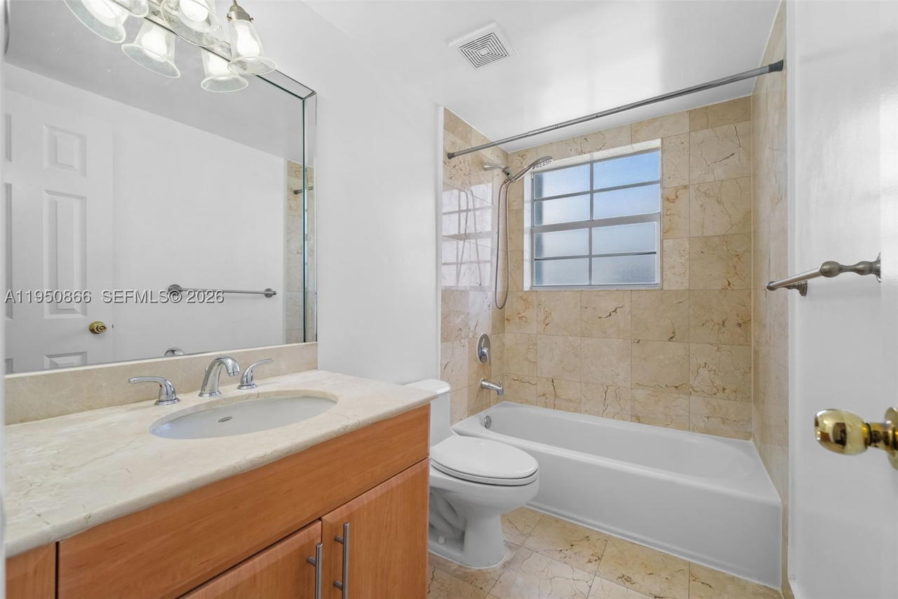 Real estate property located at 9725 Bay Harbor Ter #24, Miami-dade, Northern Star Condo, Bay Harbor Islands, FL
