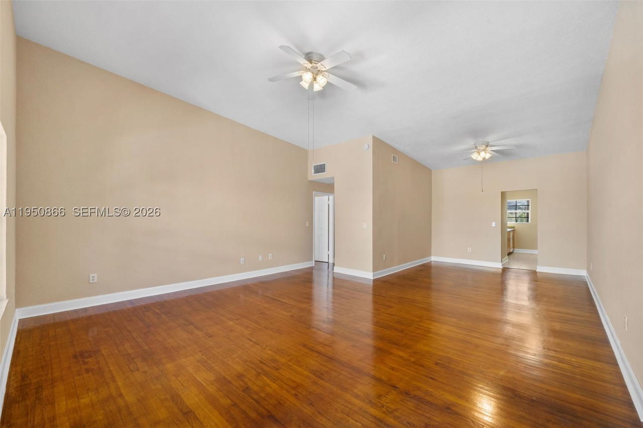 Real estate property located at 9725 Bay Harbor Ter #24, Miami-dade, Northern Star Condo, Bay Harbor Islands, FL