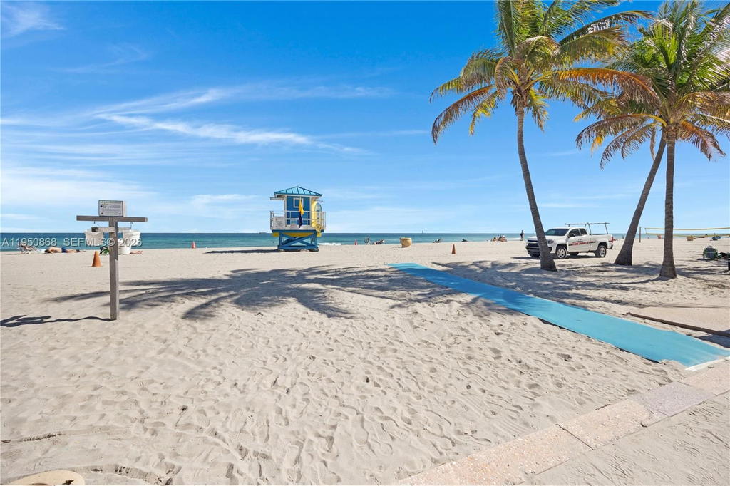 Real estate property located at 320 New York St, Broward, Hollywood, FL