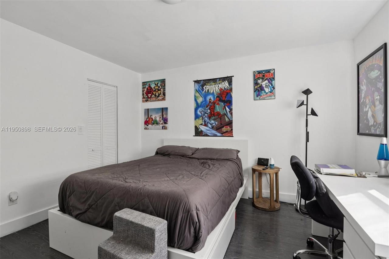 Real estate property located at 1630 46th St #208F, Miami-dade, Silver Spring Tower Condo, Hialeah, FL