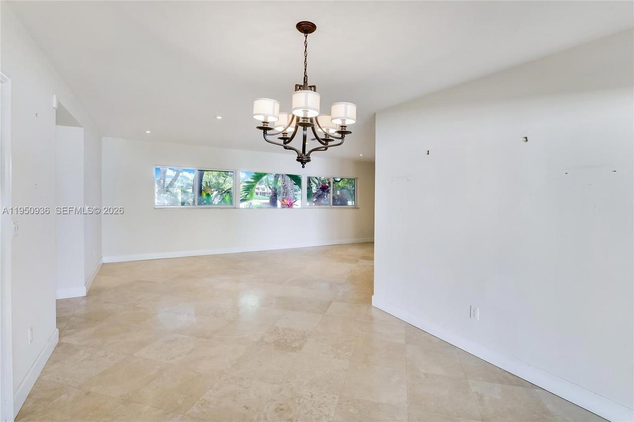 Real estate property located at 6931 Loch Ness Dr, Miami-dade, Miami Lakes Loch Ness Sec, Miami Lakes, FL