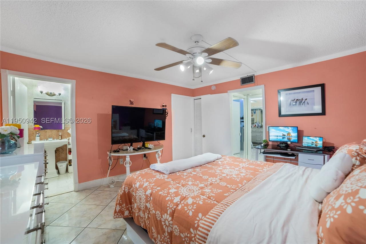 Real estate property located at 8415 107th Ave #323W, Miami-dade, Kendall Acres West Condo, Miami, FL