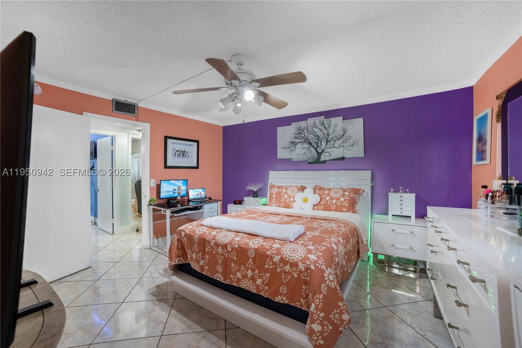 Real estate property located at 8415 107th Ave #323W, Miami-dade, Kendall Acres West Condo, Miami, FL
