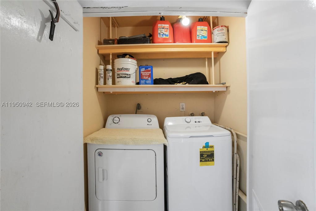 Real estate property located at 8415 107th Ave #323W, Miami-dade, Kendall Acres West Condo, Miami, FL