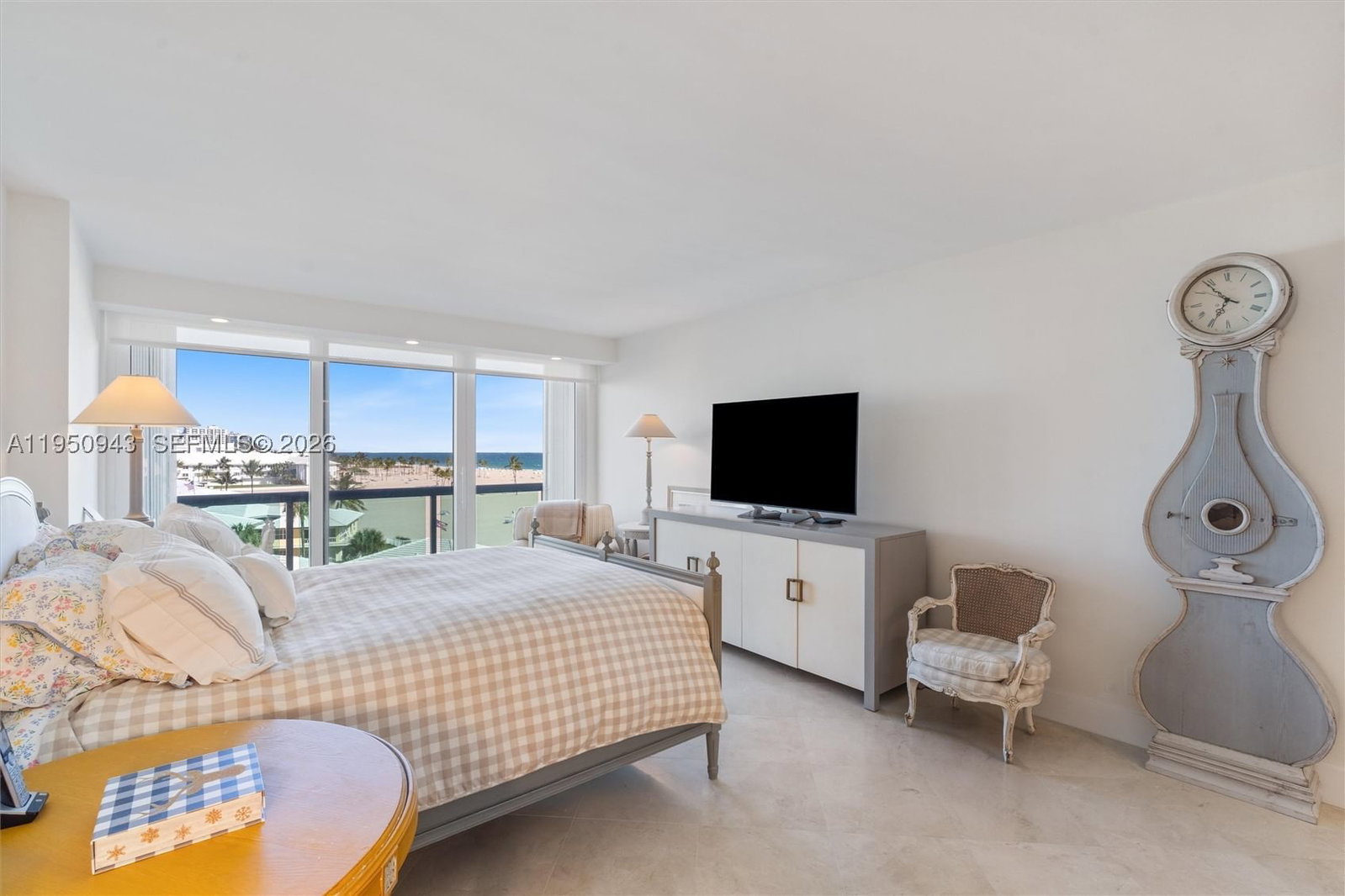 Real estate property located at 2100 Ocean Ln #412, Broward, Point Of Americas, Fort Lauderdale, FL