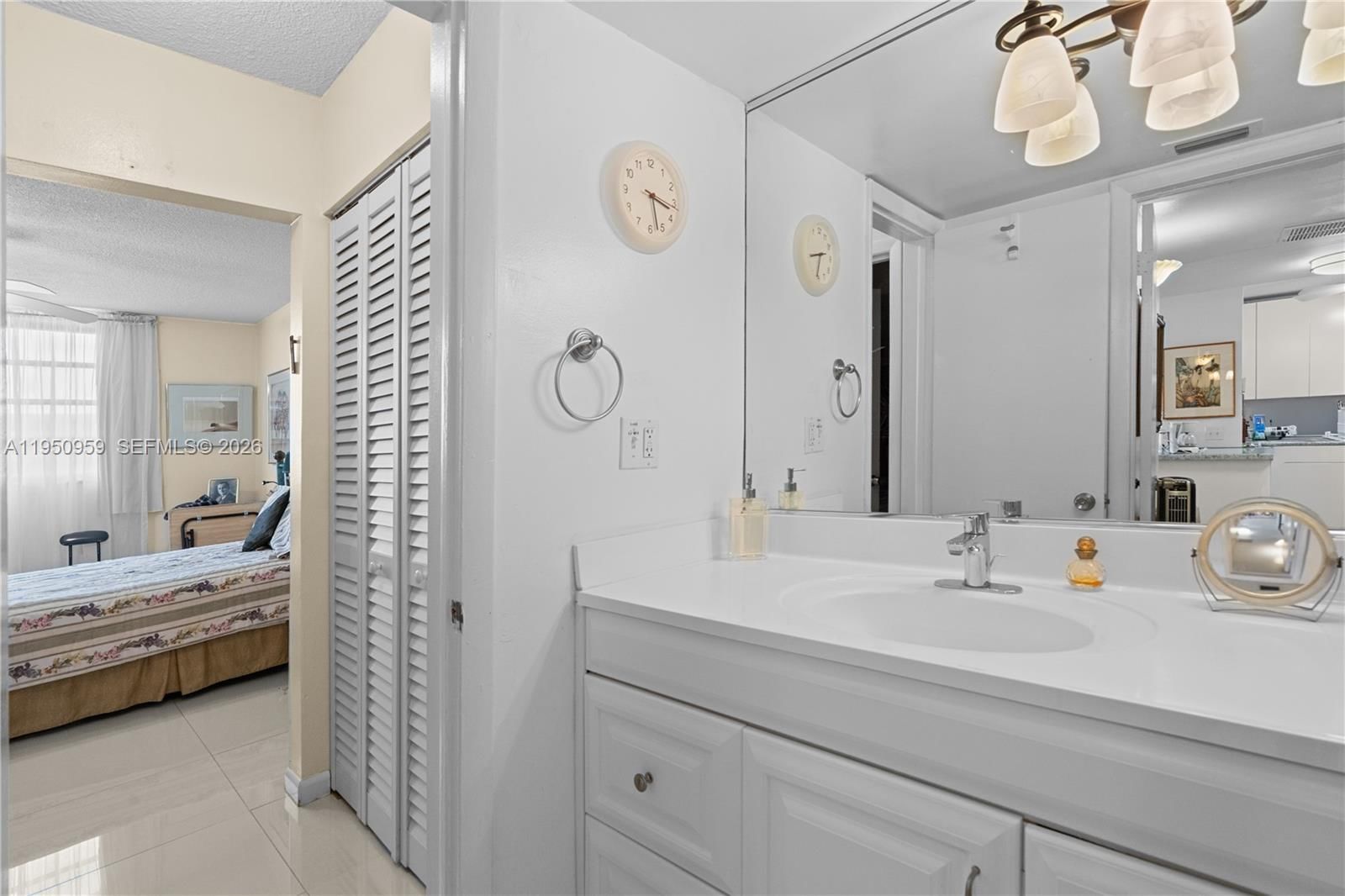 Real estate property located at 2930 Point East Dr E-407, Miami-dade, Point East One Condo-bldg, Aventura, FL