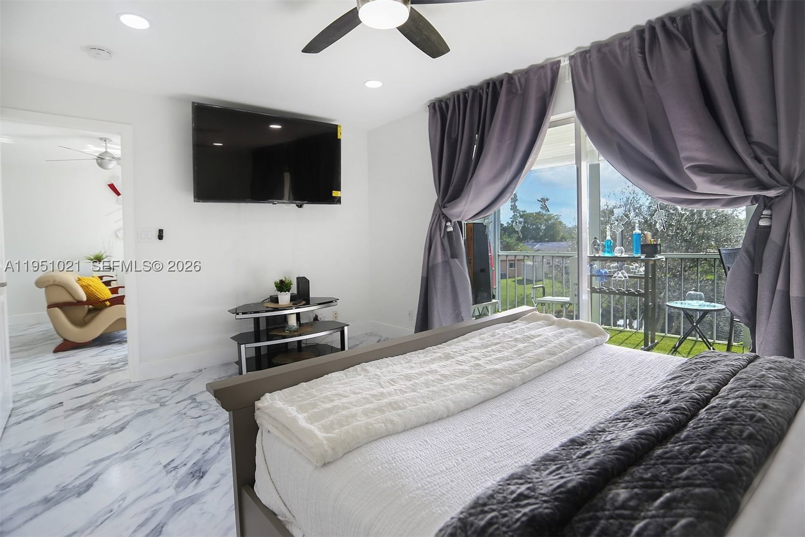 Real estate property located at 6570 Royal Palm Blvd #301J, Broward, Royal Park Gardens I-j Co, Margate, FL