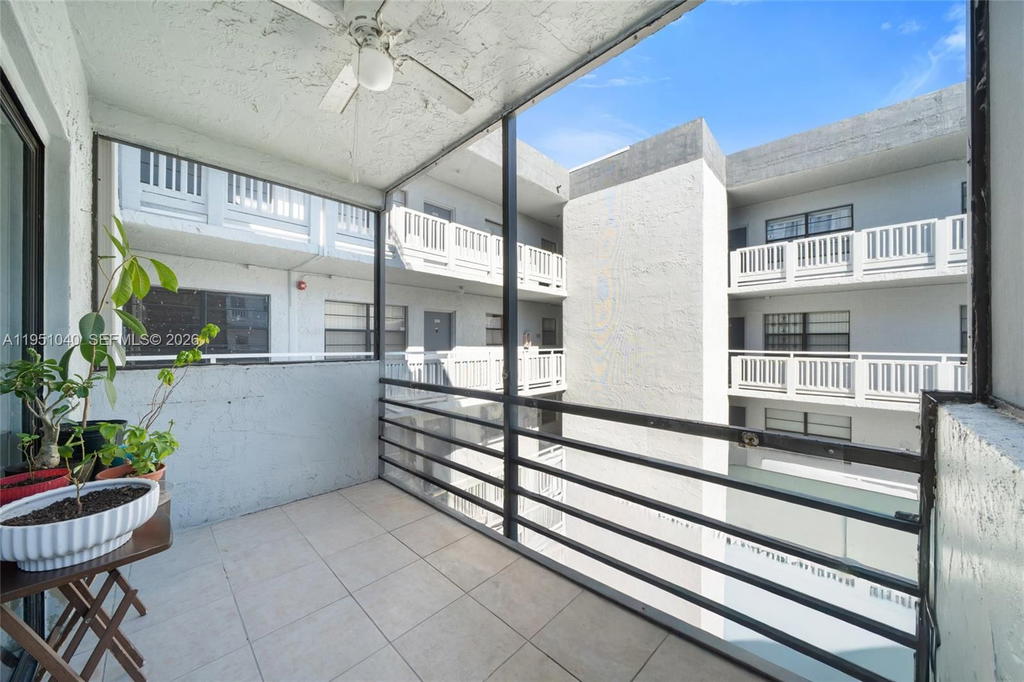 Real estate property located at 13500 3rd Ct #325, Miami-dade, Brookview Condo, North Miami, FL
