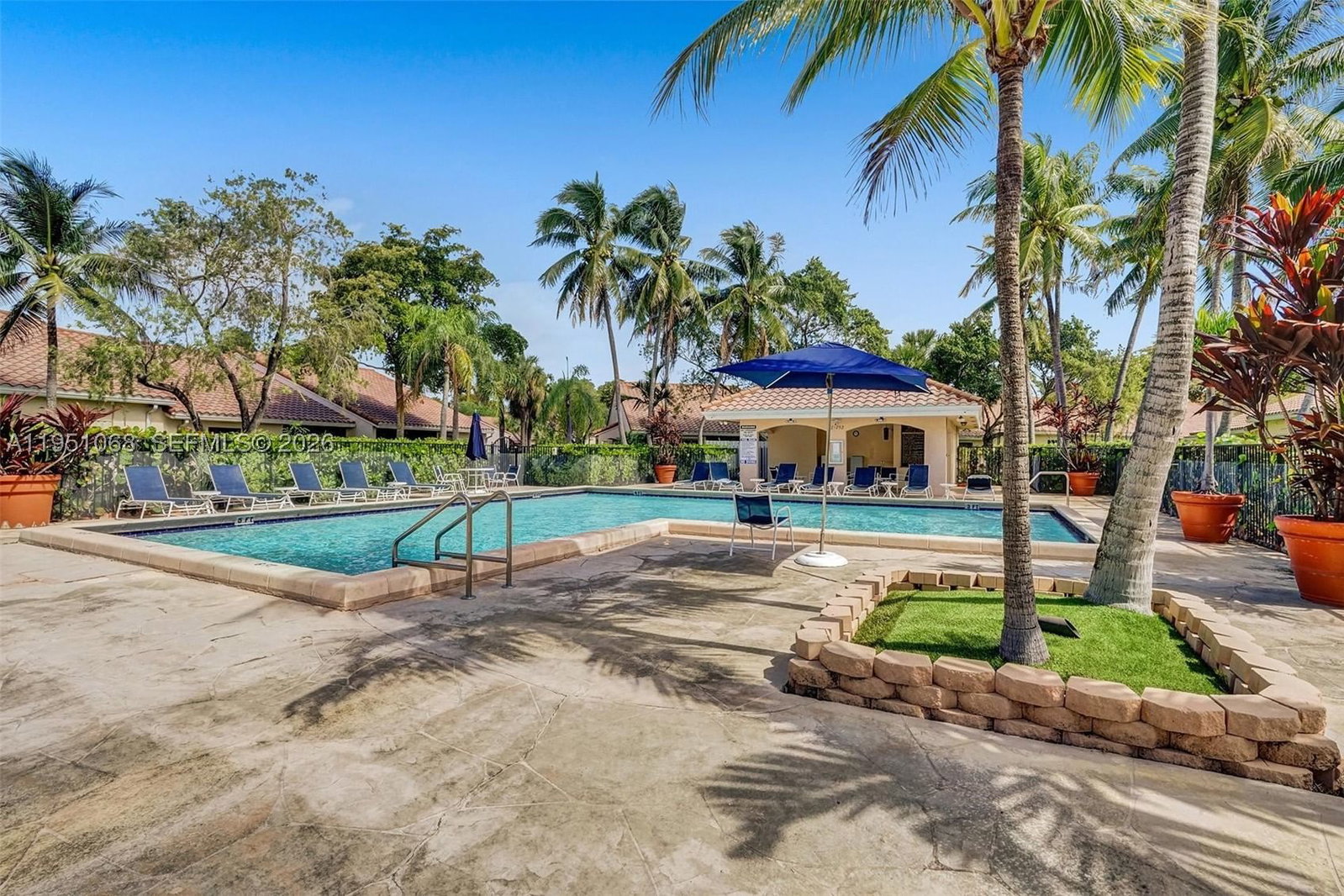 Real estate property located at 21248 Harbor Way #243-24, Miami-dade, Costain Villas Harbor Vil, Aventura, FL