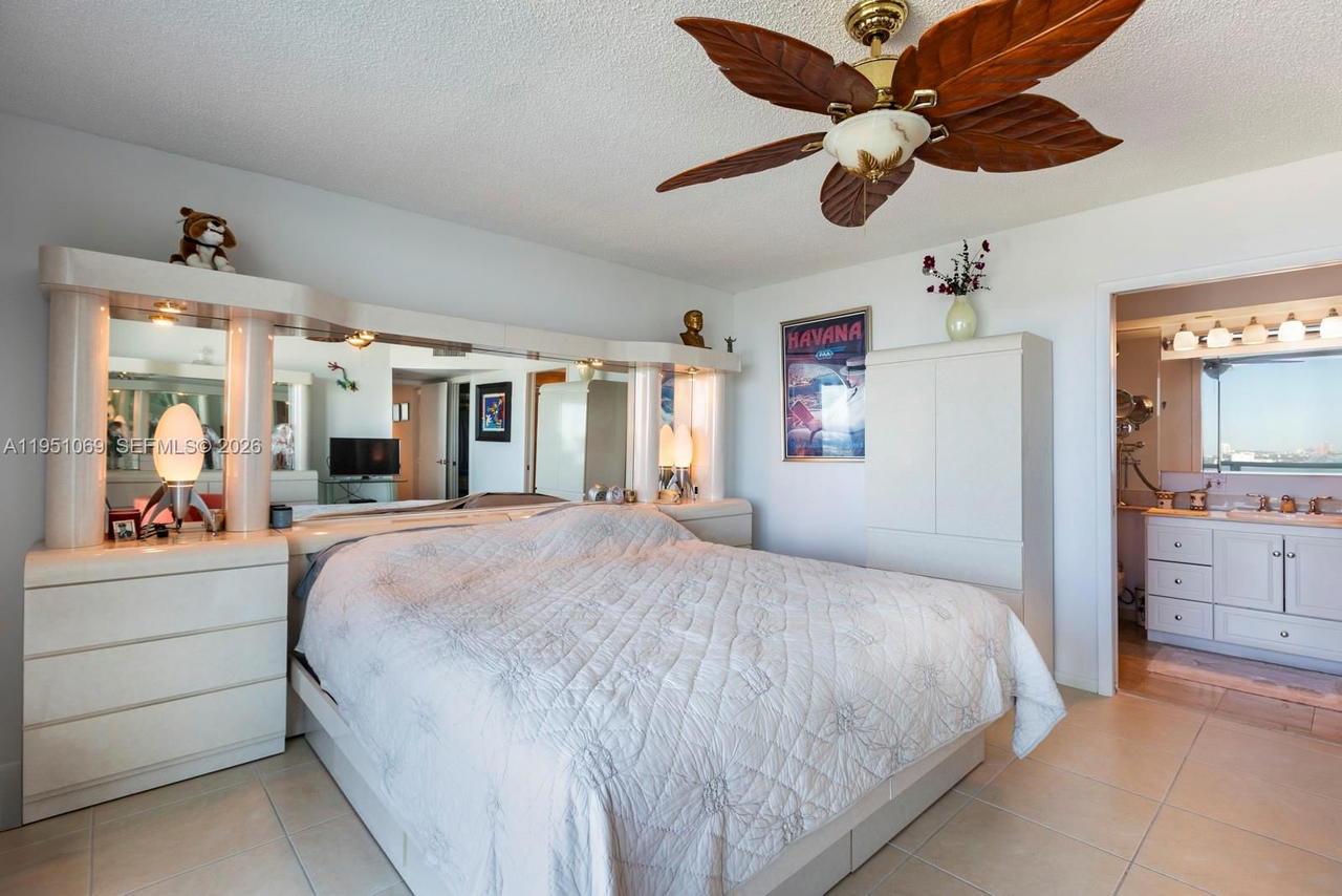 Real estate property located at 5900 Collins Ave #2105, Miami-dade, The Grandview Condo, Miami Beach, FL