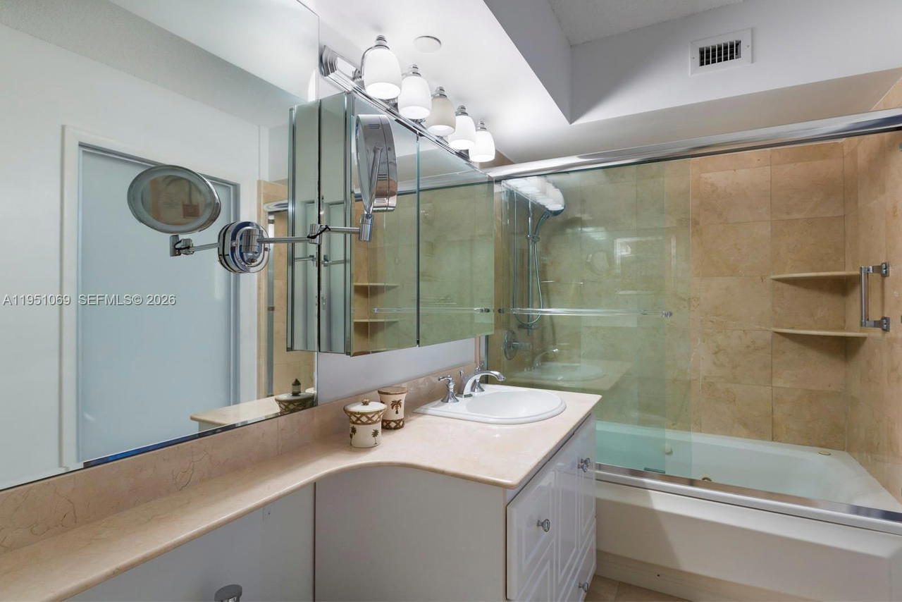 Real estate property located at 5900 Collins Ave #2105, Miami-dade, The Grandview Condo, Miami Beach, FL