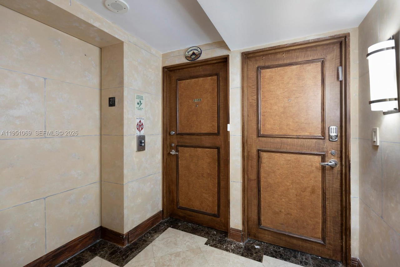 Real estate property located at 5900 Collins Ave #2105, Miami-dade, The Grandview Condo, Miami Beach, FL