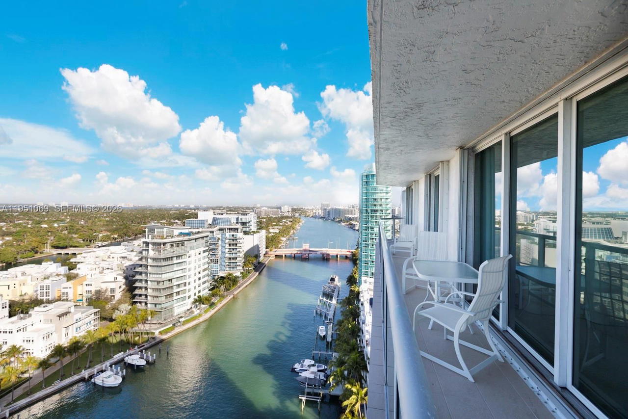 Real estate property located at 5900 Collins Ave #2105, Miami-dade, The Grandview Condo, Miami Beach, FL