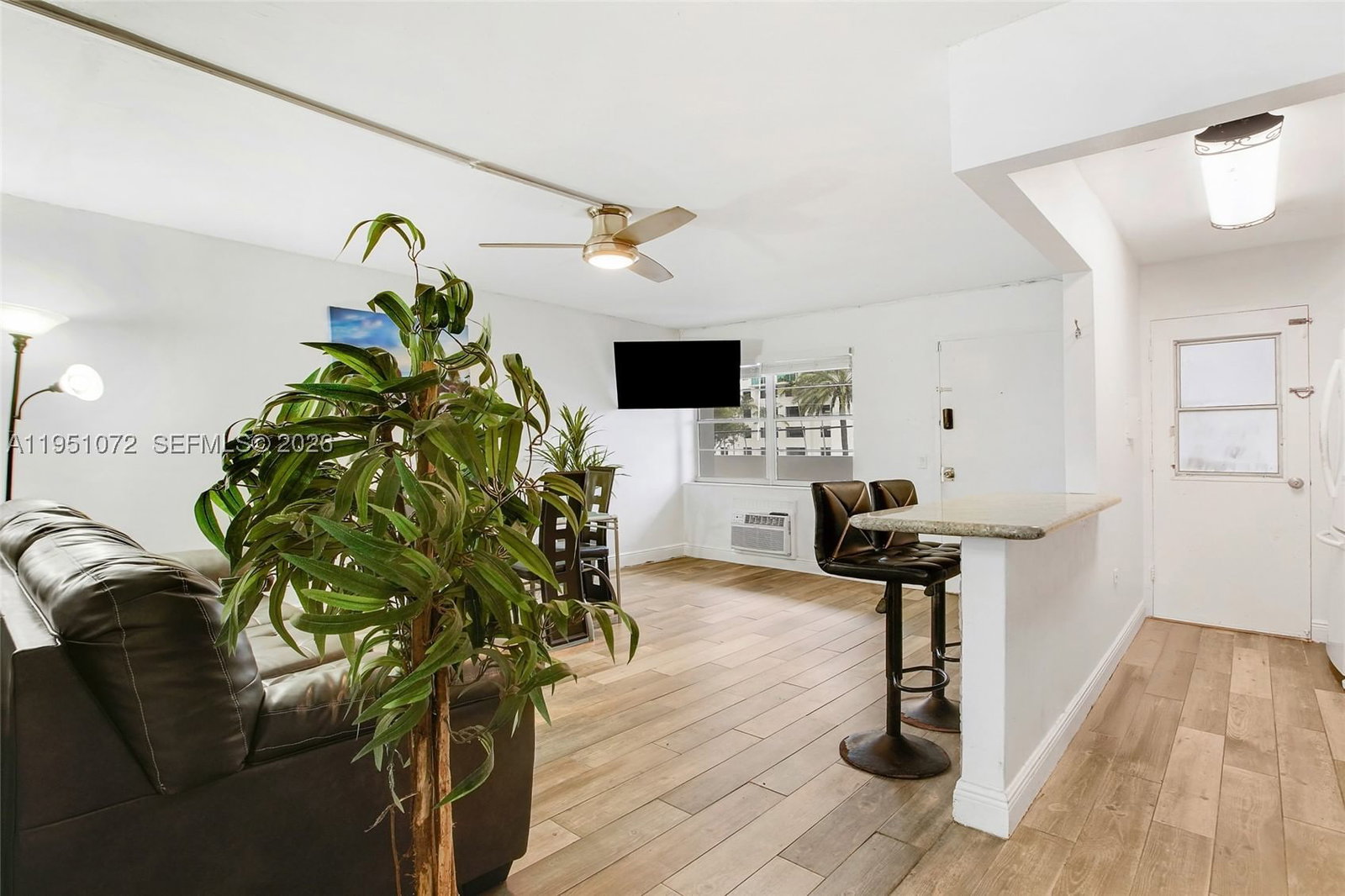 Real estate property located at 7904 West Dr #102, Miami-dade, Bayshore Yacht & Tennis C, North Bay Village, FL