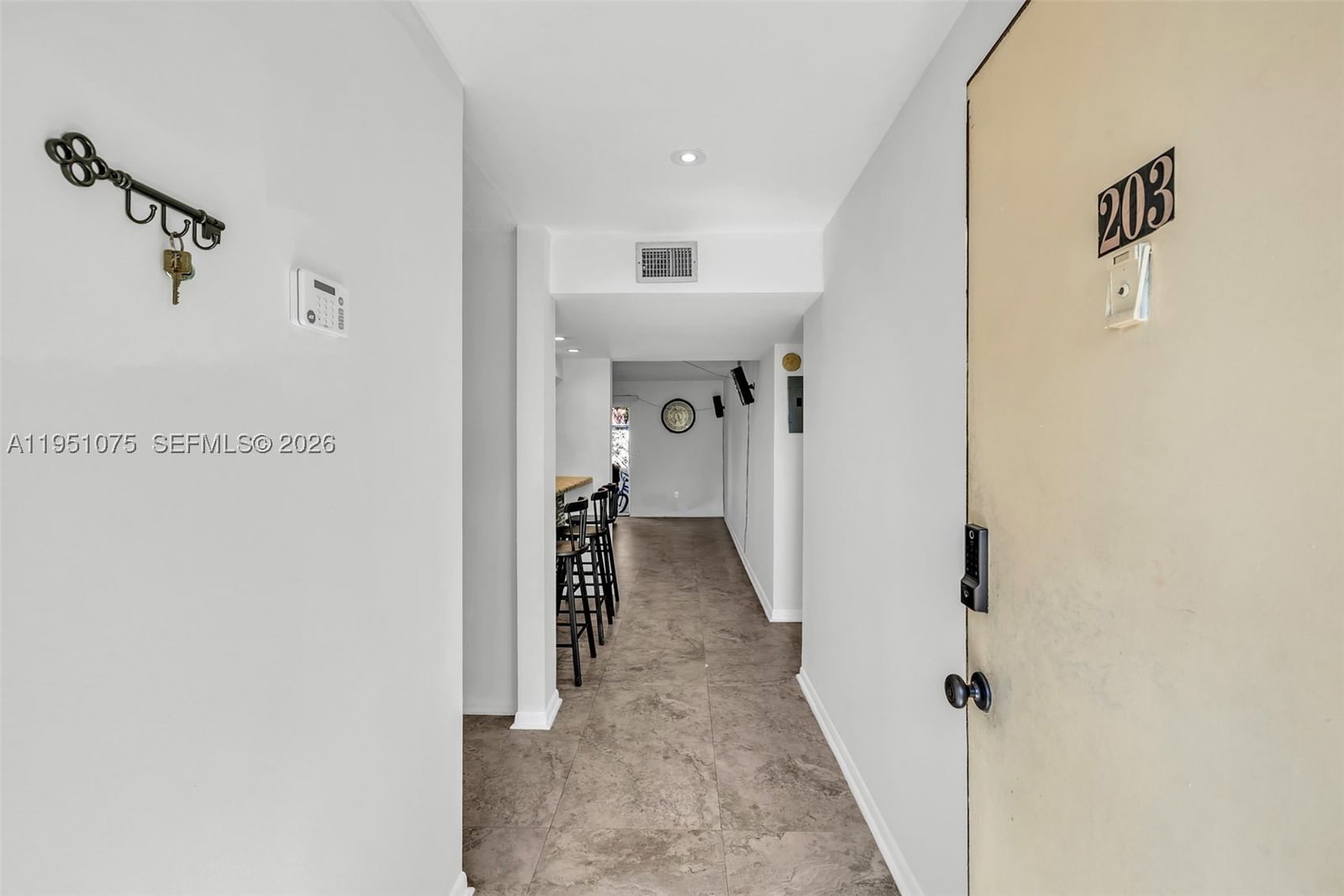 Real estate property located at 10772 La Placida Dr #7-203, Broward, La Placida Section 1 Cond, Coral Springs, FL