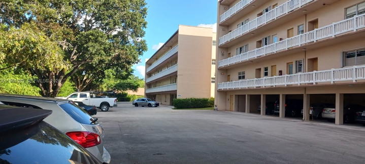 Real estate property located at 6731 Cypress Rd #310, Broward, Plantation Terrace Condo, Plantation, FL
