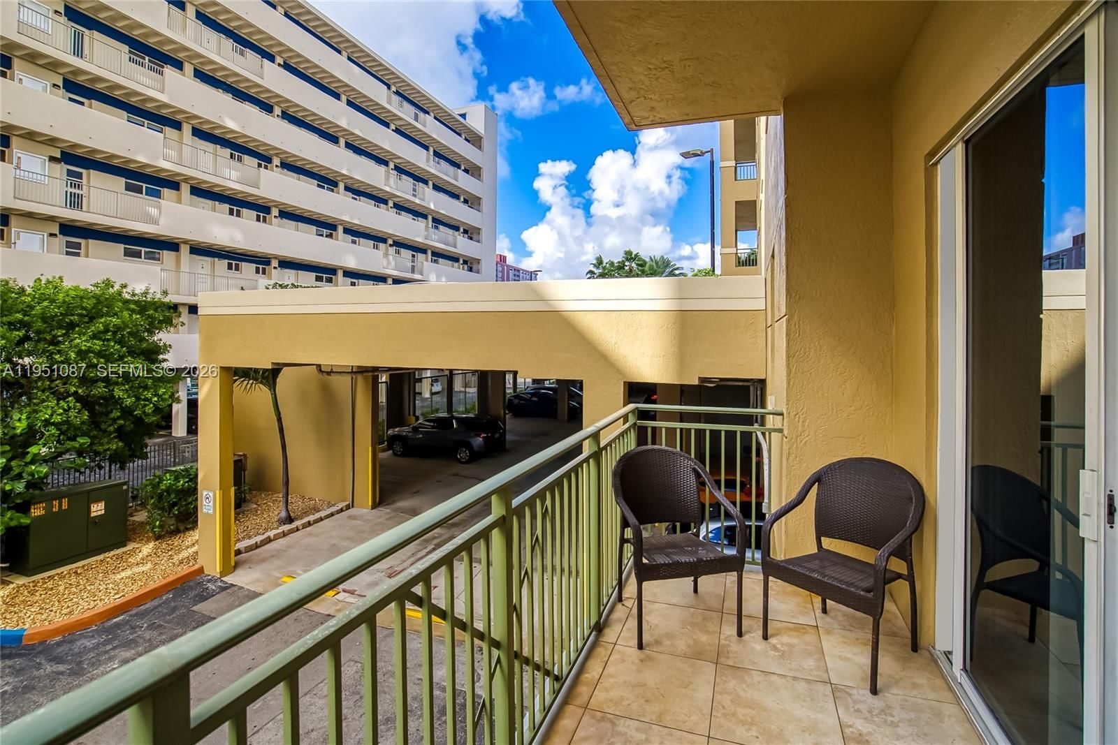 Real estate property located at 2080 Ocean Dr #103, Broward, 2080 Ocean Drive Condo, Hallandale Beach, FL