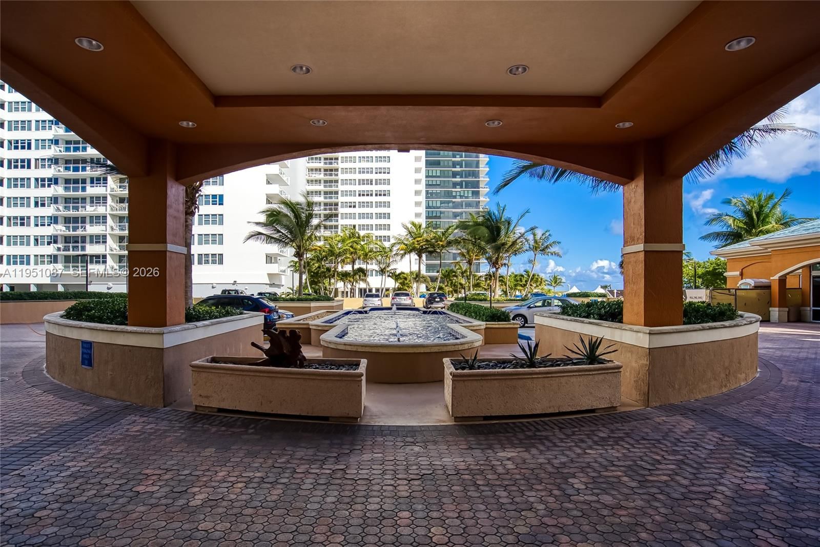 Real estate property located at 2080 Ocean Dr #103, Broward, 2080 Ocean Drive Condo, Hallandale Beach, FL