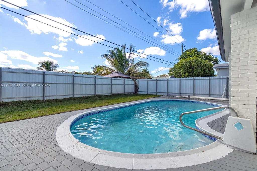 Real estate property located at 7756 Embassy Blvd, Broward, Miramar Park Third Add, Miramar, FL