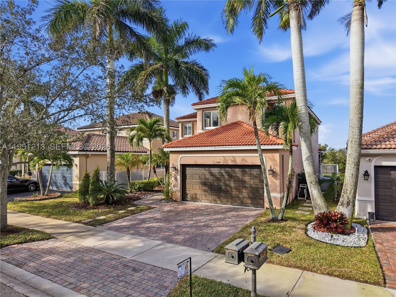 Real estate property located at 1844 Aspen Ln, Broward, Sector 2- Parcels 21b 22, Weston, FL
