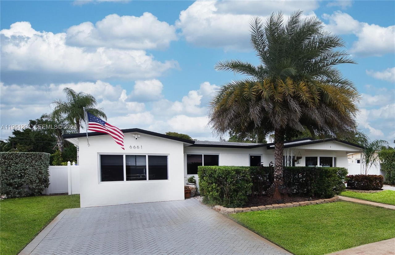 Real estate property located at 6661 6th St, Broward, Boulevard Heights Sec Ten, Pembroke Pines, FL