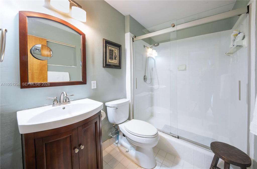 Real estate property located at 6661 6th St, Broward, Boulevard Heights Sec Ten, Pembroke Pines, FL