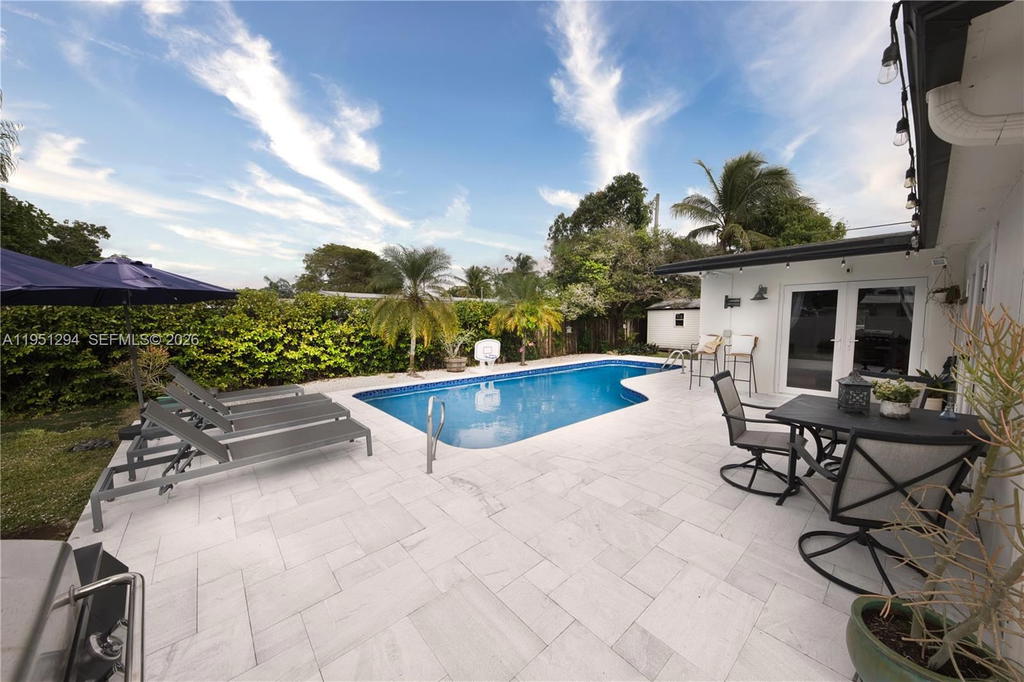 Real estate property located at 6661 6th St, Broward, Boulevard Heights Sec Ten, Pembroke Pines, FL