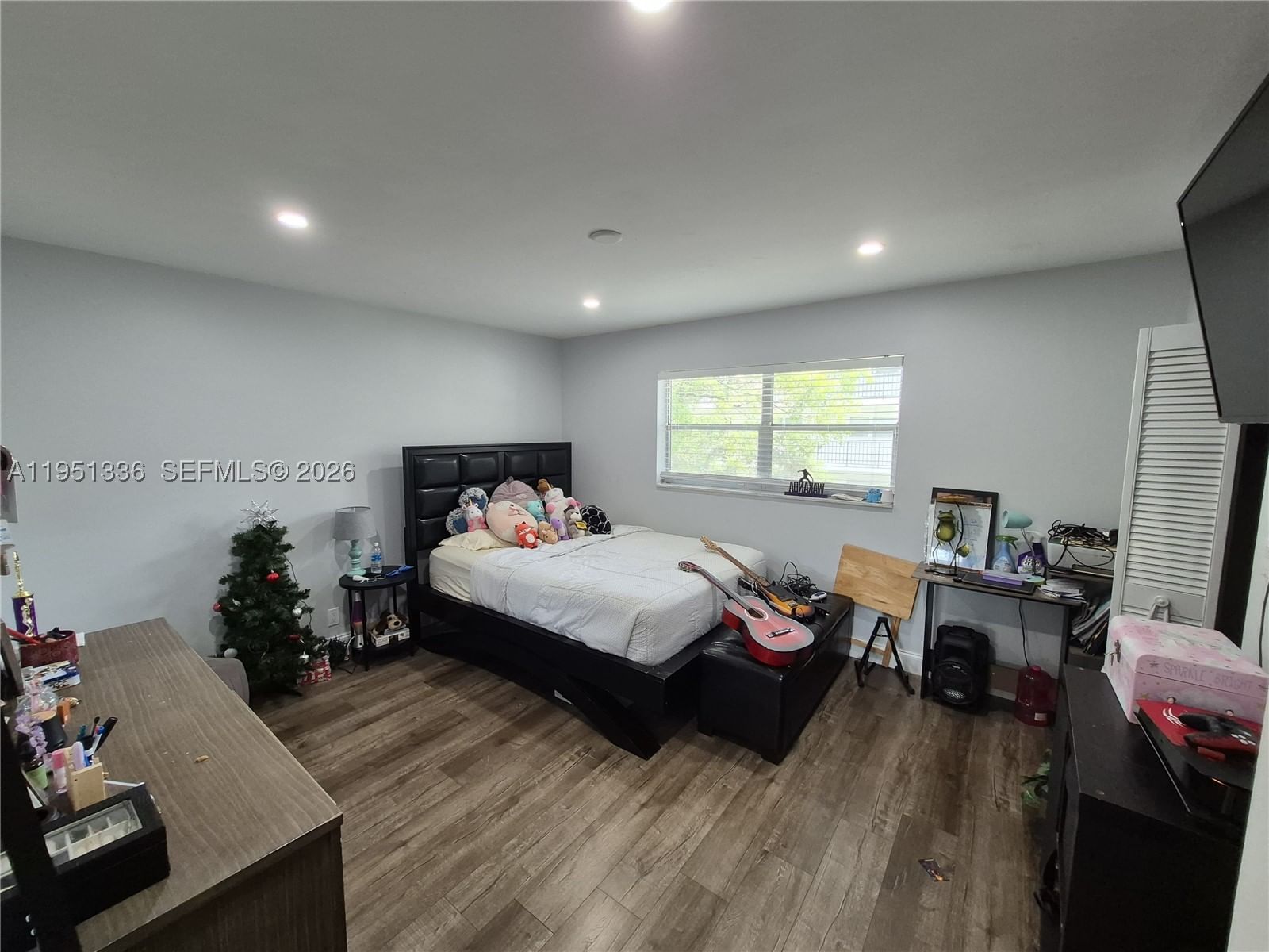 Real estate property located at , Broward, Garden Lakes Of Inverrary, Lauderhill, FL