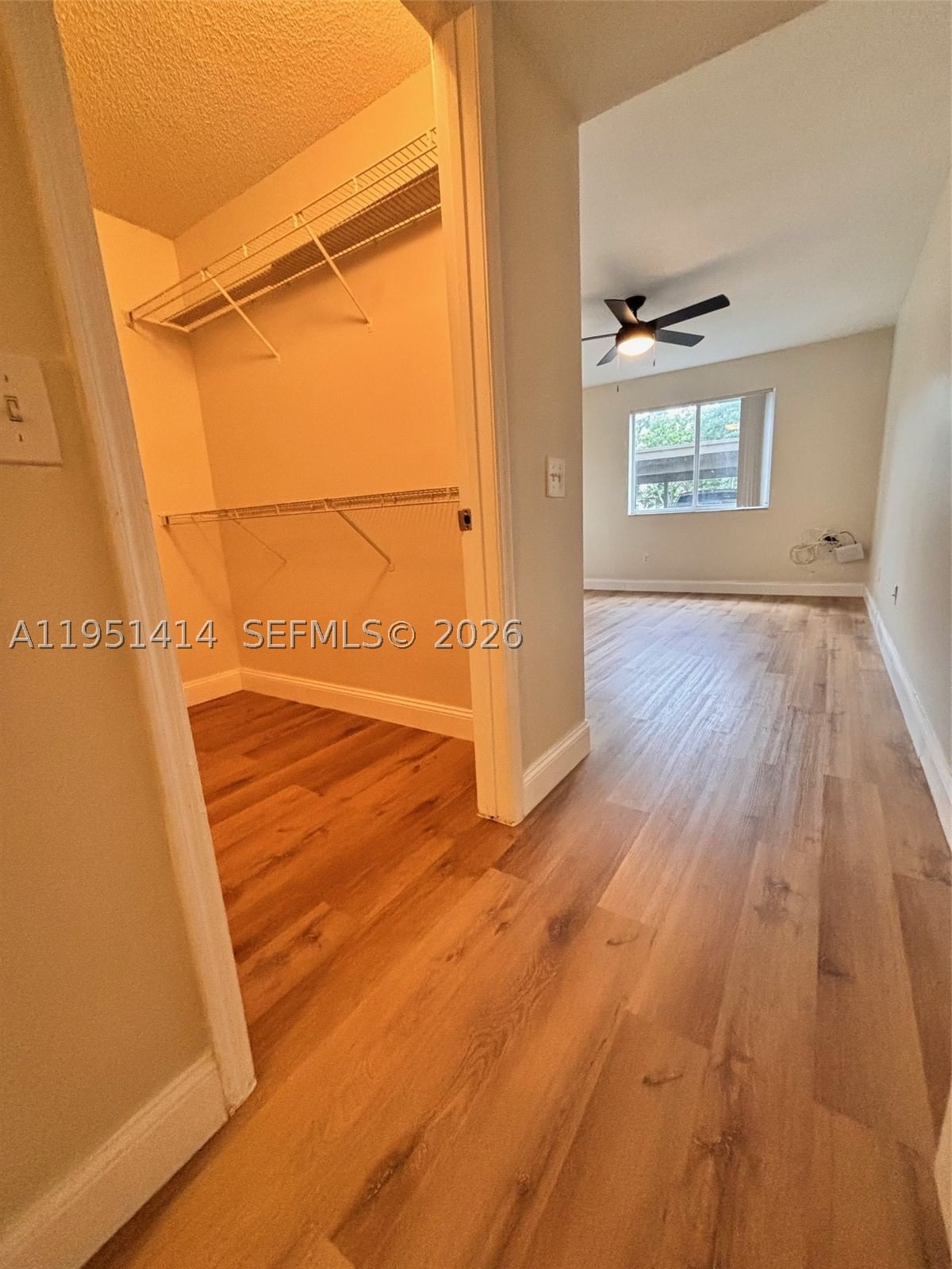 Real estate property located at 450 Park Rd #5-104, Broward, Pinehurst Club Condo, Hollywood, FL