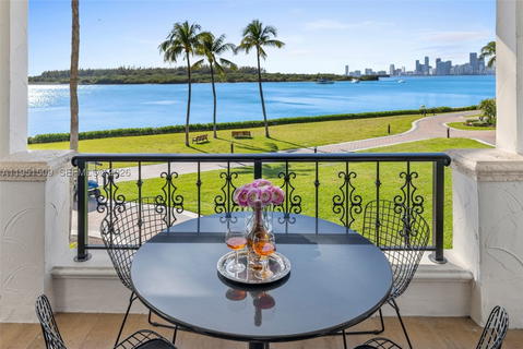 Real estate property located at 2225 Fisher Island Dr #3205, Miami-dade, Bayside Village Condo, Miami Beach, FL