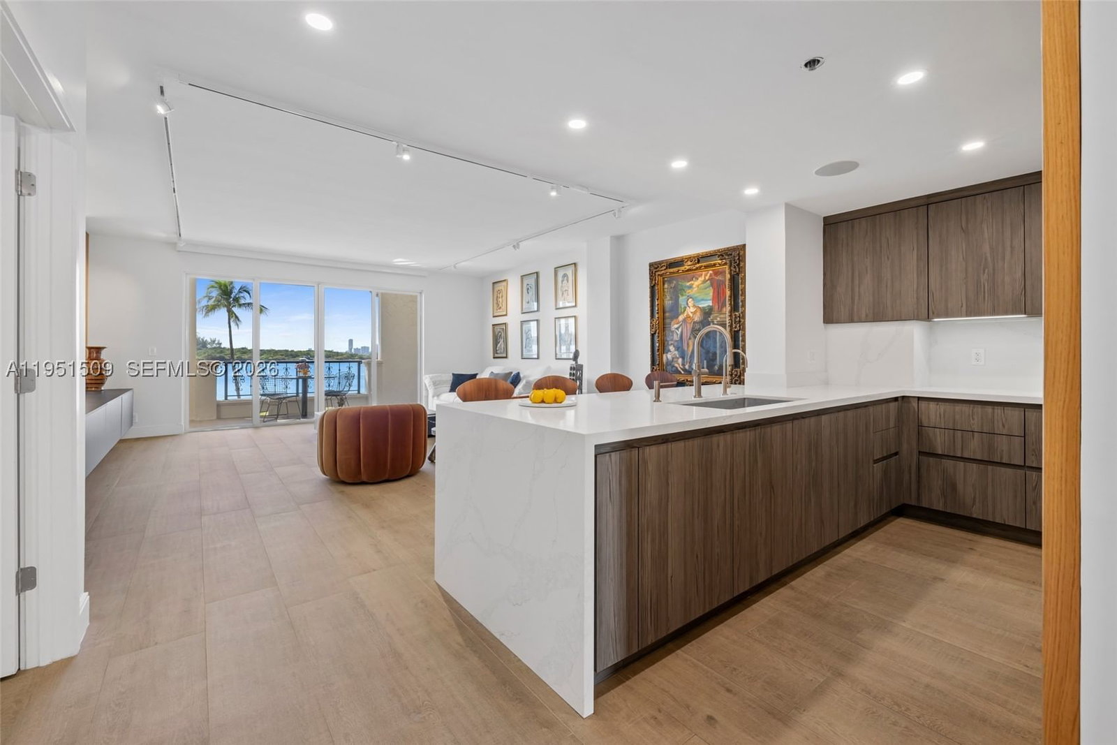 Real estate property located at 2225 Fisher Island Dr #3205, Miami-dade, Bayside Village Condo, Miami Beach, FL