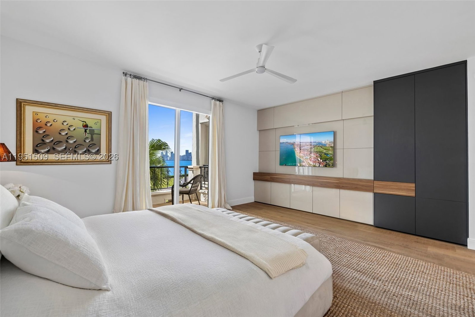Real estate property located at 2225 Fisher Island Dr #3205, Miami-dade, Bayside Village Condo, Miami Beach, FL