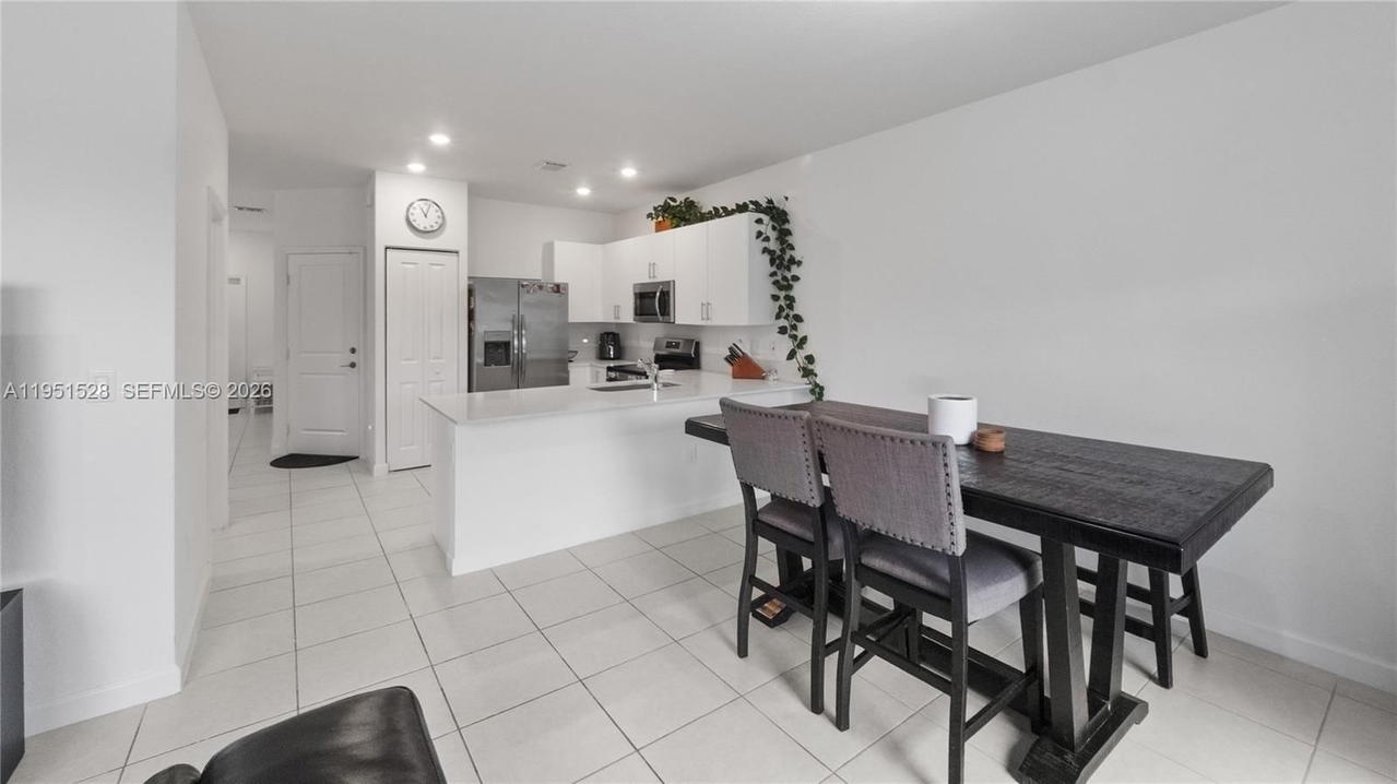 Real estate property located at 5544 27th Pl, Broward, Calcutta First Addition, Lauderhill, FL