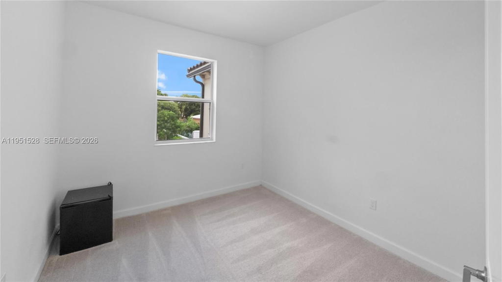 Real estate property located at 5544 27th Pl, Broward, Calcutta First Addition, Lauderhill, FL