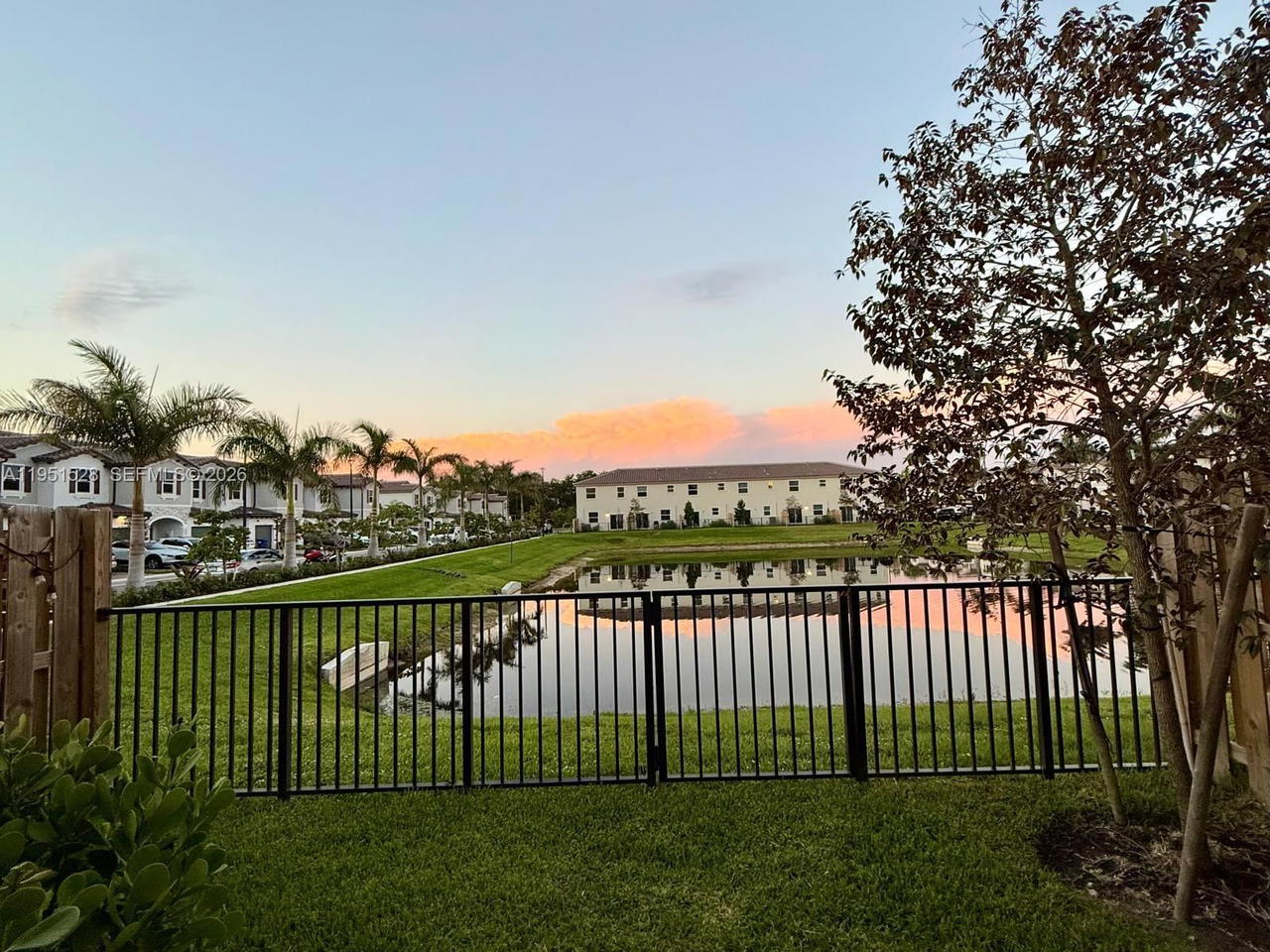 Real estate property located at 5544 27th Pl, Broward, Calcutta First Addition, Lauderhill, FL