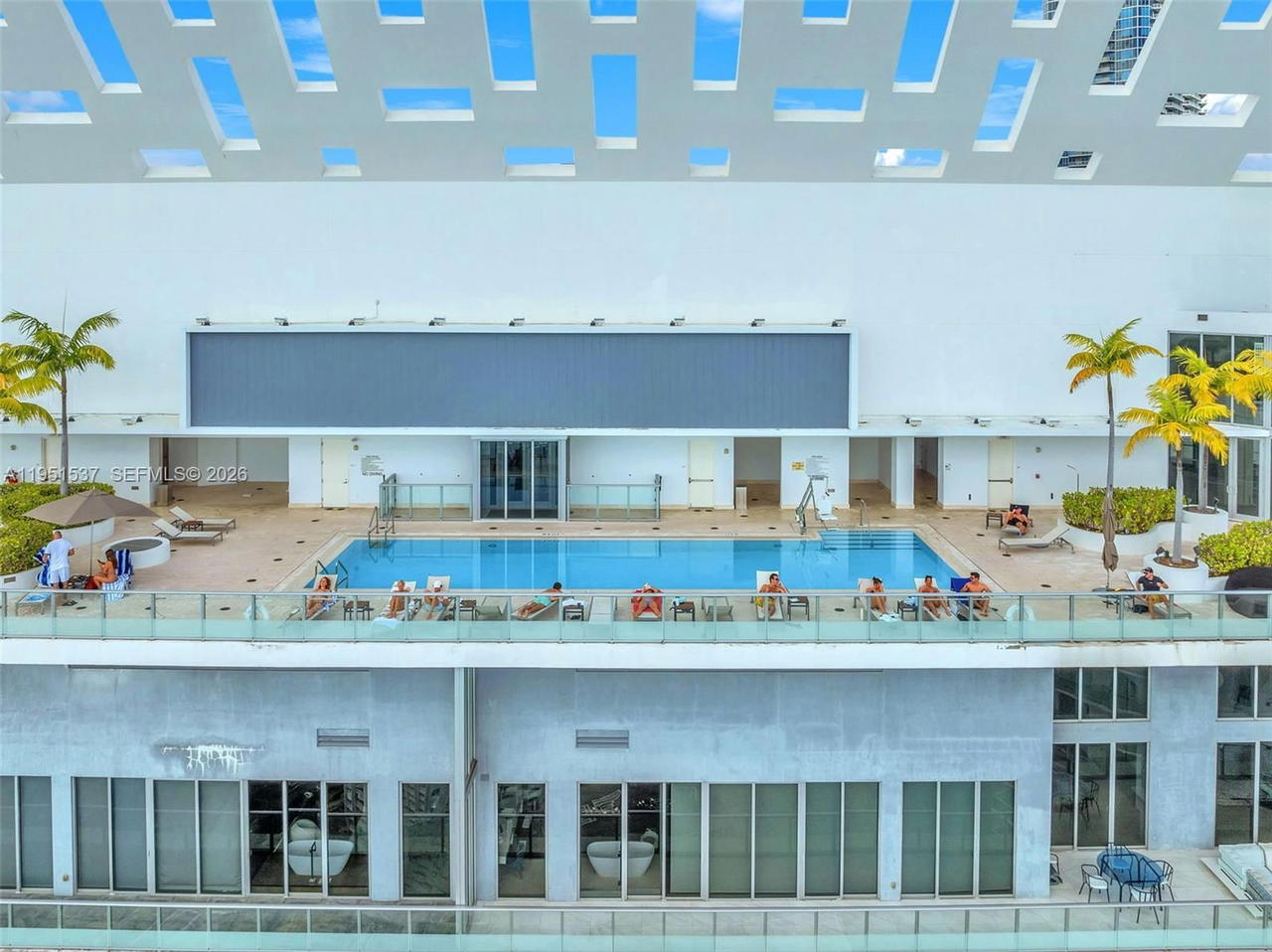 Real estate property located at 1300 Brickell Bay Dr #2507, Miami-dade, Brickellhouse Condo, Miami, FL