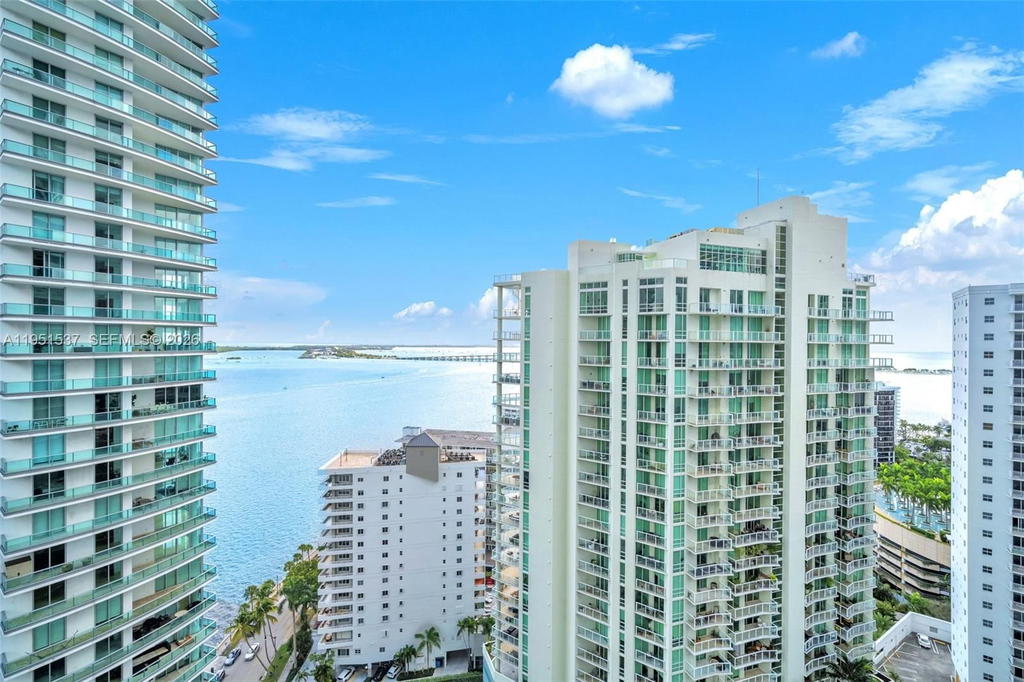 Real estate property located at 1300 Brickell Bay Dr #2507, Miami-dade, Brickellhouse Condo, Miami, FL