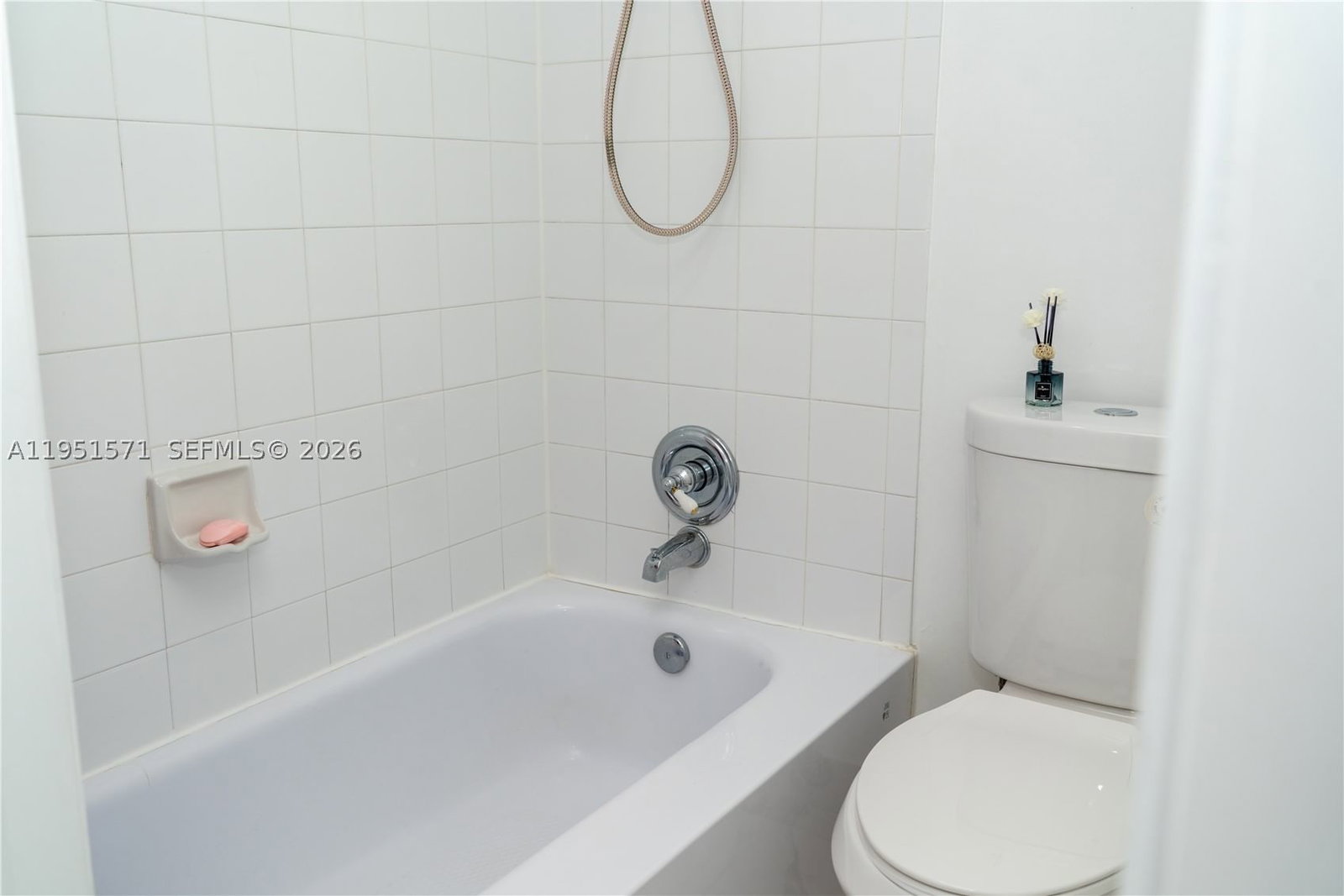Real estate property located at 854 87th Ave #405, Miami-dade, Sandalwood Condo Apts, Miami, FL