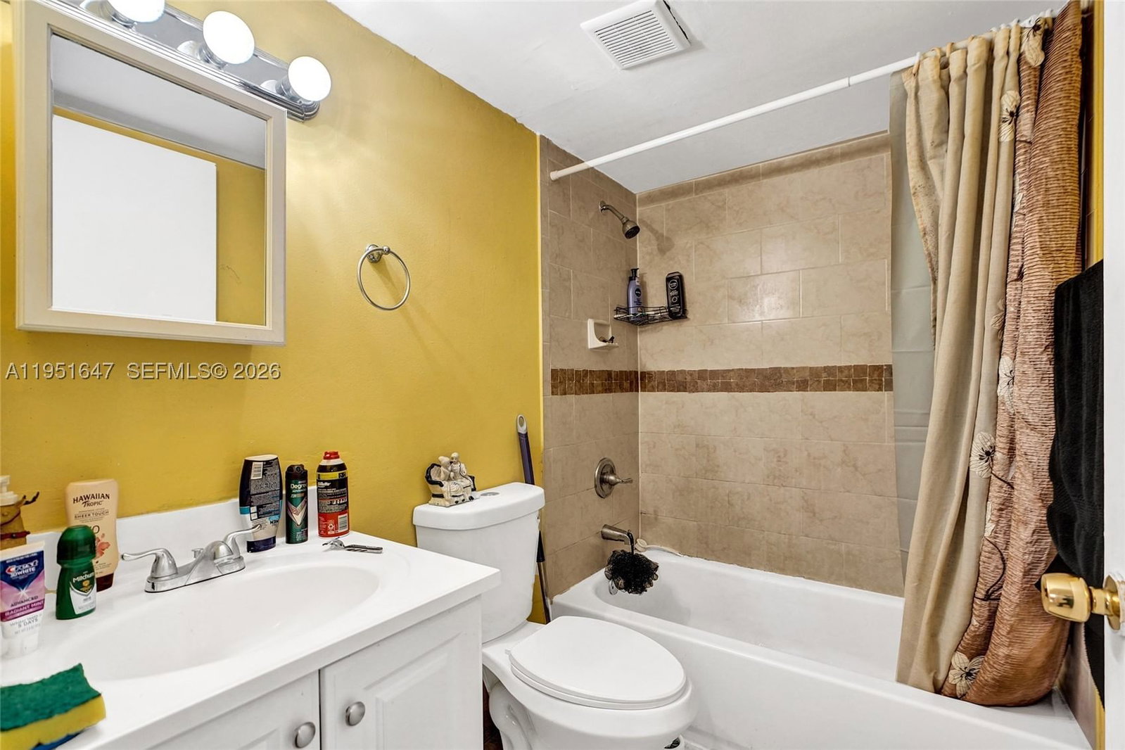 Real estate property located at 8145 7th St #315, Miami-dade, Fontainebleau Gardens Con, Miami, FL